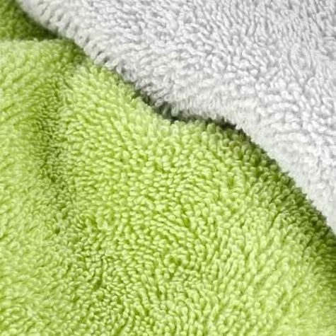 Modern and Stylish Grayish White and Fresh Green Bath Towel Reinforced Edges Quick Dry Distributor, Wholesaler, Manufacturers, Suppliers, Exporters in Navi Mumbai
