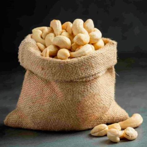 Raw Cashew Storage Bag Jute Fabric Open Top with Rope Tie for Food Processing Distributor, Wholesaler, Manufacturers, Suppliers, Exporters in Navi Mumbai