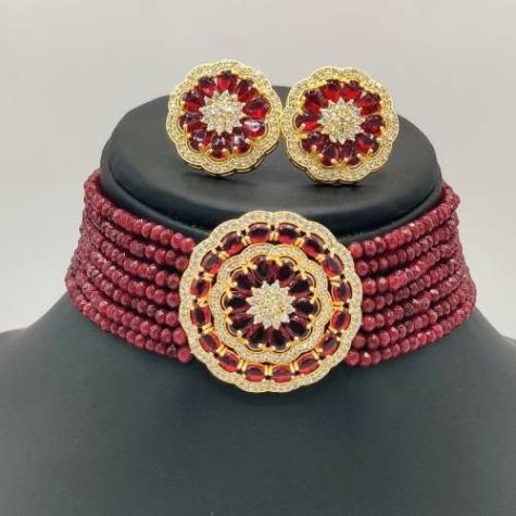 Stunning Imitation Necklace with Adjustable Size and Pearl Stones for Party and Festive Occasions Distributor, Wholesaler, Manufacturers, Suppliers, Exporters in Navi Mumbai